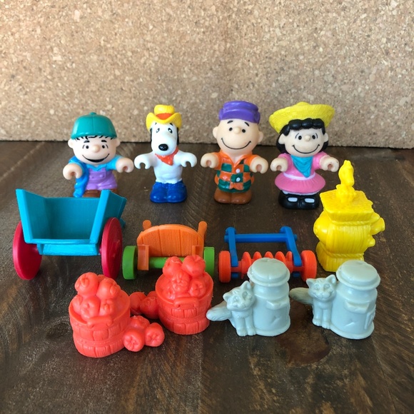 Vintage McDonalds Peanuts and Gang 1989